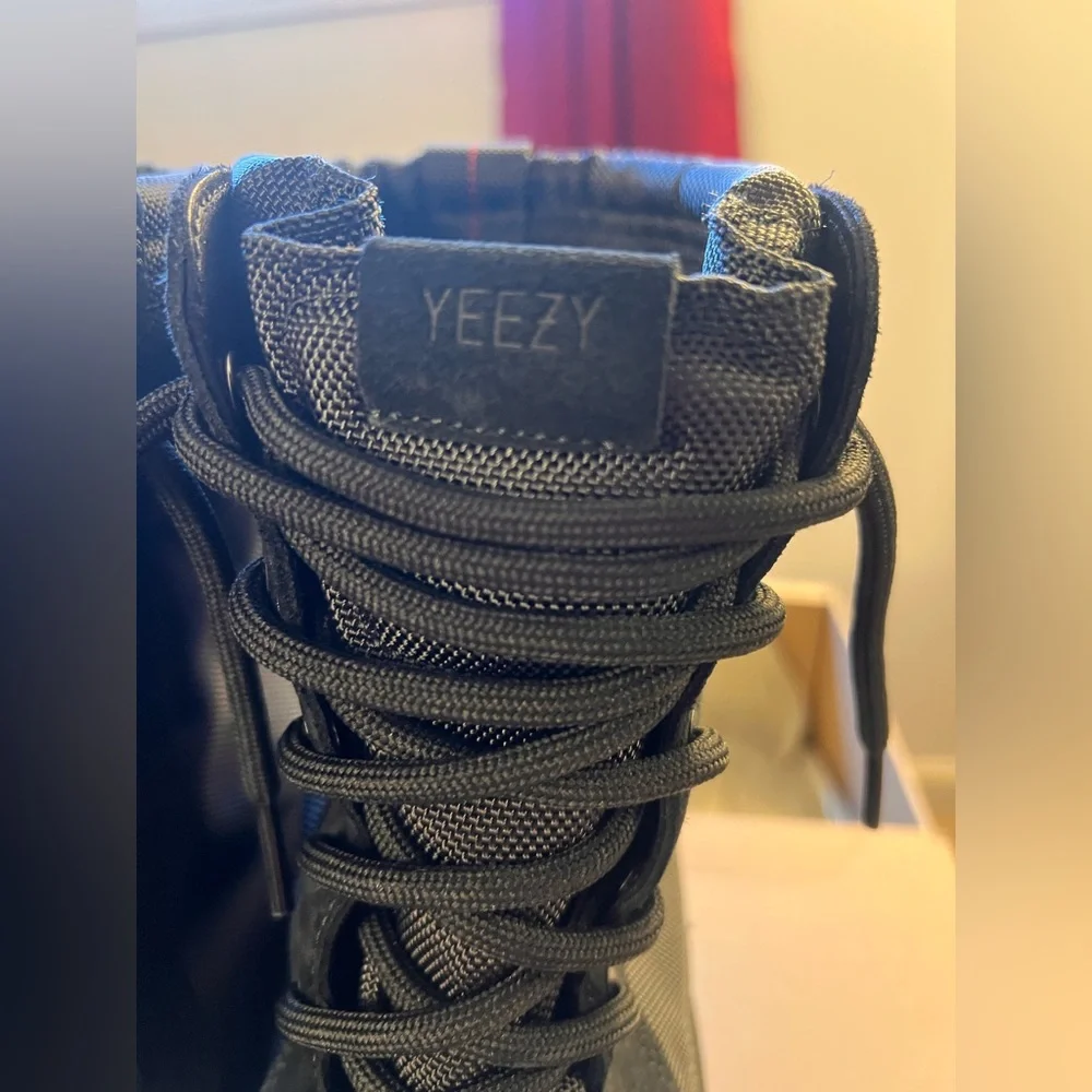 Yeezy 950 (2023) pirate black - Picture 4 of 9